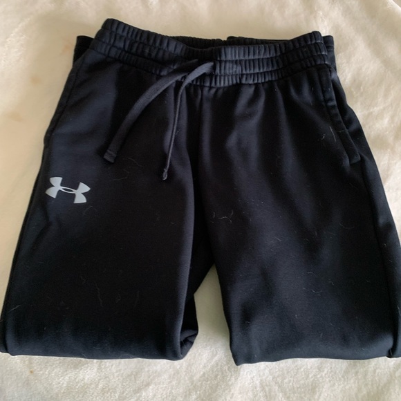 Under Armour Other - Under Armor Boys Black Joggers, Size YSM - EUC